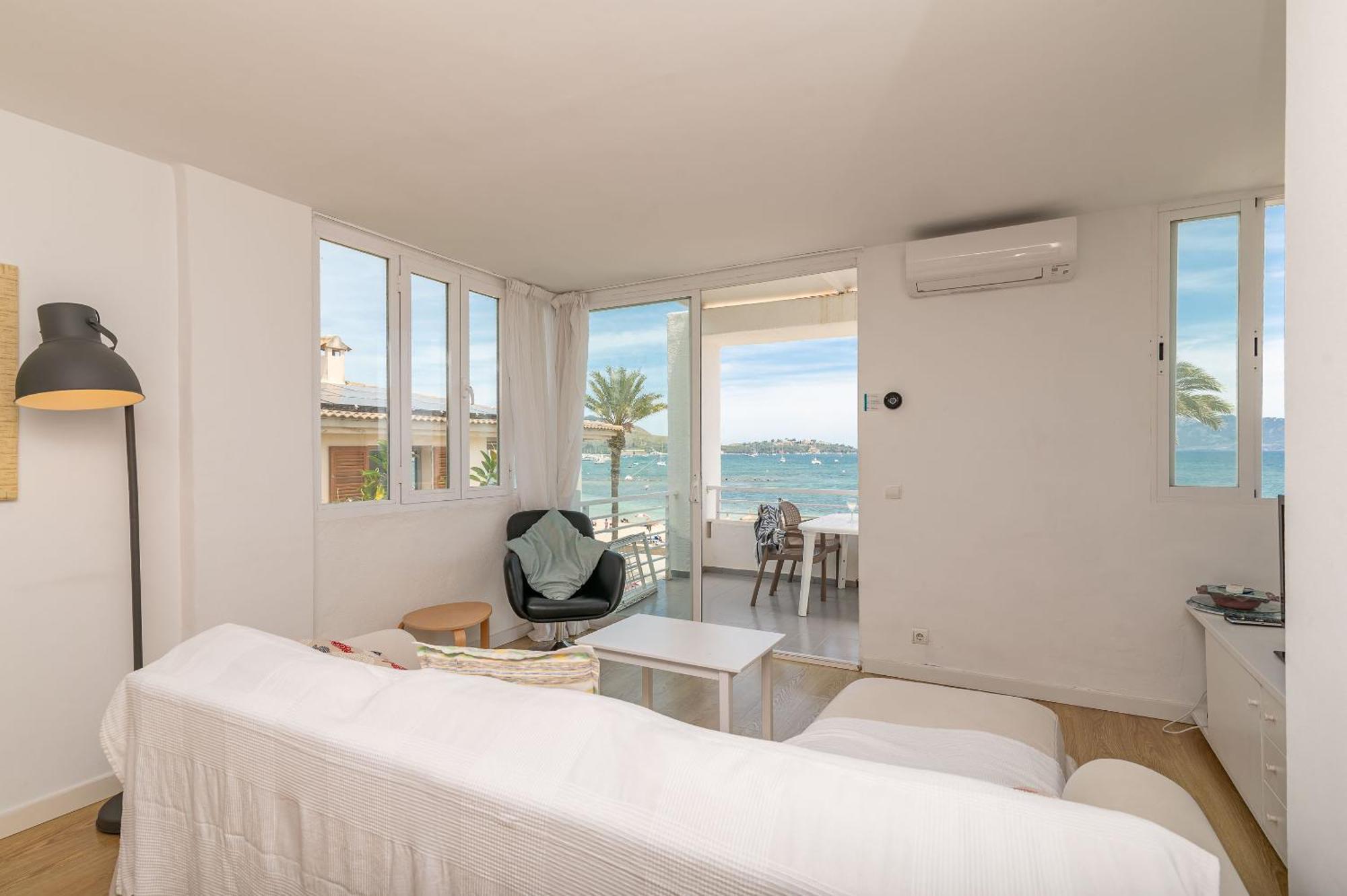 Beachfront Apartment Sivella By Sealand Villas Port de Pollença Ngoại thất bức ảnh
